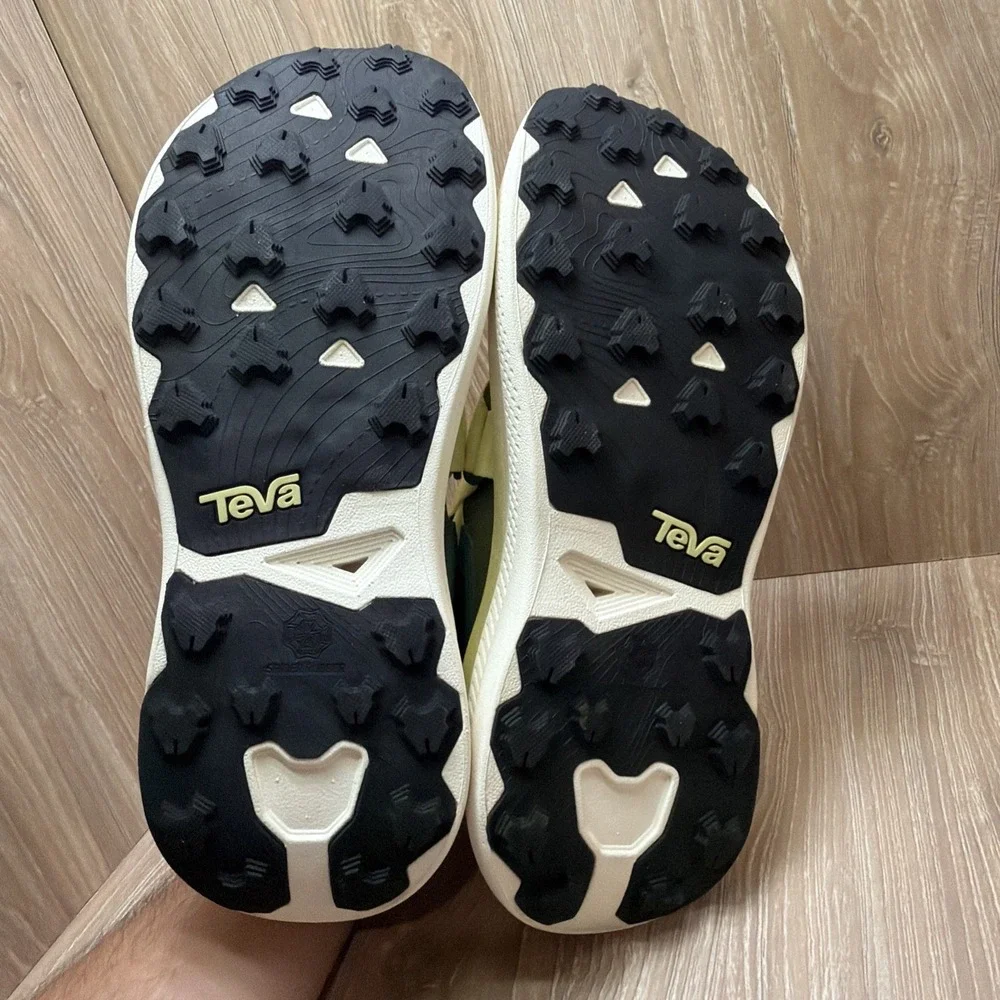 Teva Aventrail R2T Dark Olive/Peridot Trail Running Sandal Mens US Size 11 New